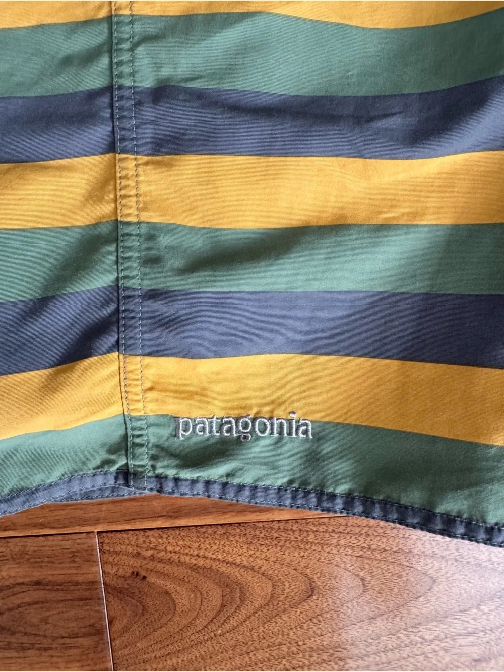 Patagonia Wavefarer Board Short Men 31 Strip Swim Truck Drawstring